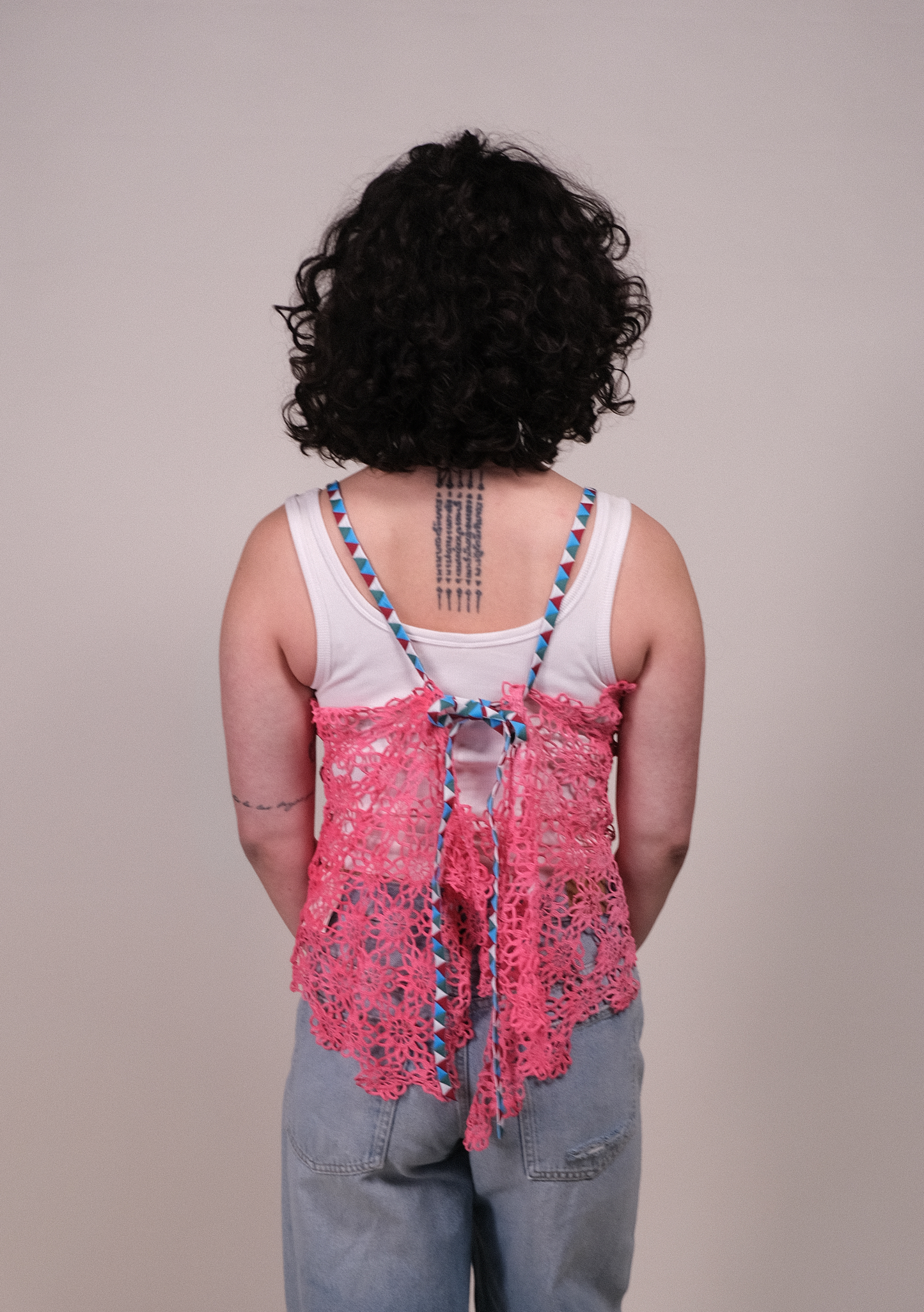red daisy strappy top